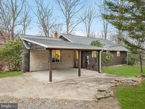 1707 Black Bear Rd, Needmore, PA 17238