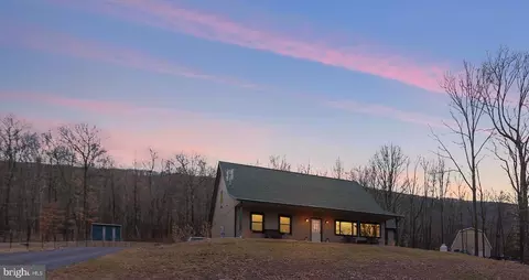 277 241 Wine Barrel Ln, Big Cove Tannery, PA 17212
