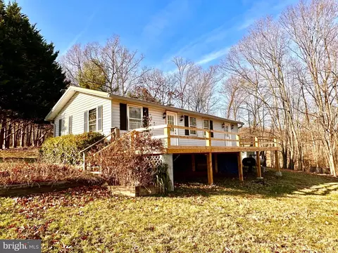594 Meadow Mtn, Mcconnellsburg, PA 17233