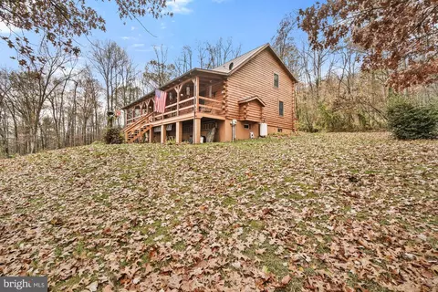 616 Mallard Run Ln, Warfordsburg, PA 17267