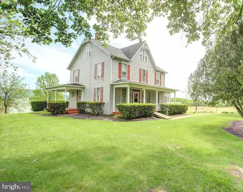 4492 Timber Ridge Rd, Big Cove Tannery, PA 17212