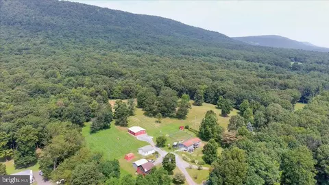 7067 Black Bear Rd, Harrisonville, PA 17228