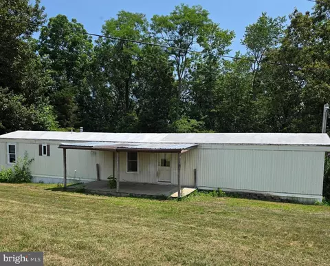 1814 Black Oak Rd, Warfordsburg, PA 17267