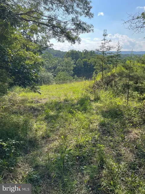 245 Stahle Rd, Warfordsburg, PA 17267