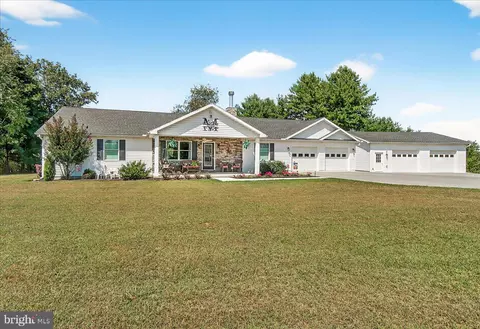 101 Heavenly Acres Ridge Rd, Mercersburg, PA 17236