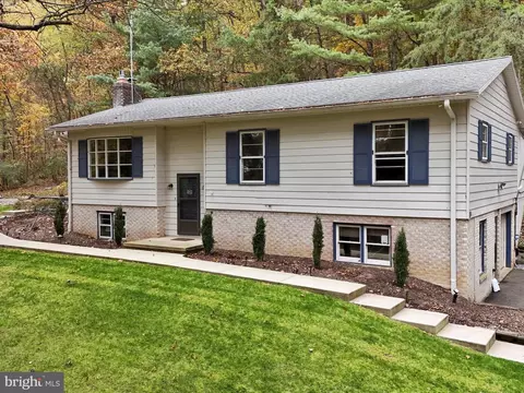 5545 Thompson Rd, Needmore, PA 17238