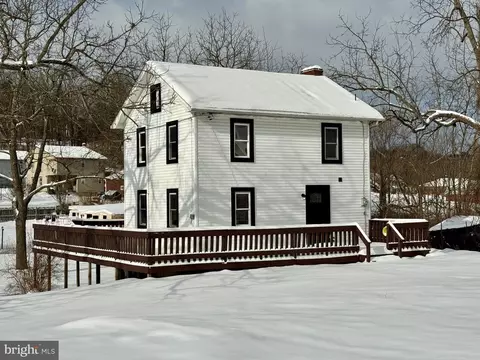 123 Sinoquipe Rd, Fort Littleton, PA 17223