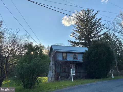 201 Hoover Rd, Waterfall, PA 16689