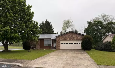 534 N 5th St, Mcconnellsburg, PA 17233