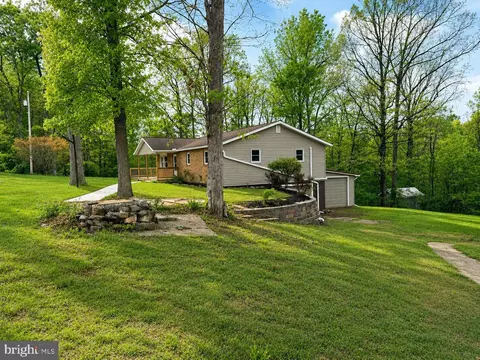2111 Black Oak, Warfordsburg, PA 17267