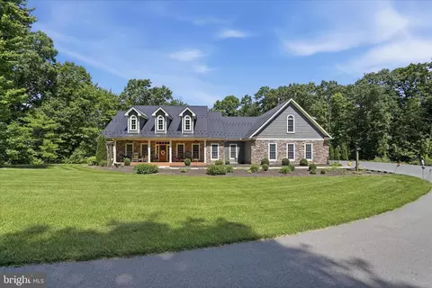 10785 Waterfall Rd, Mcconnellsburg, PA 17233