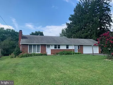 1006 Lincoln Way E, Mcconnellsburg, PA 17233