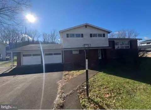1080 Walnut Ave, Uniontown, PA 15401