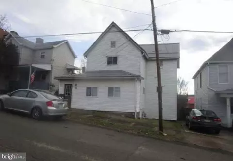 71 Nutt Ave, Uniontown, PA 15401