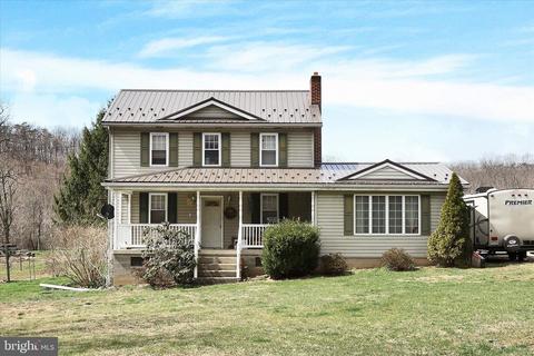 19956 Hares Valley Rd, Mapleton Depot, PA 17052