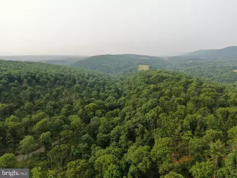11099 Old Plank Rd, Three Springs, PA 17264