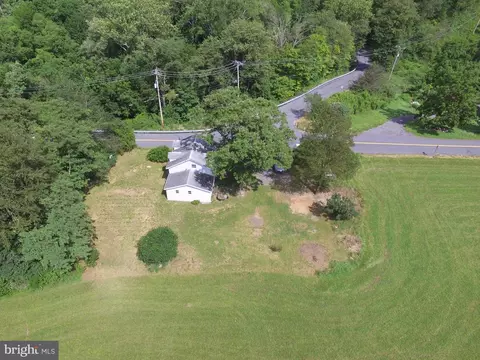 3332 Union Furnace Rd, Tyrone, PA 16686