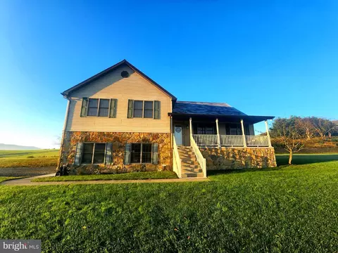 6568 Hidden Hills Ln, Alexandria, PA 16611