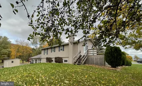 13831 Farm Ln, James Creek, PA 16657