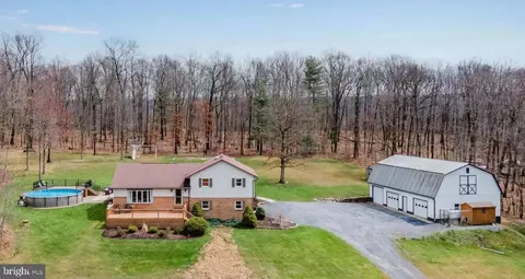 10217 Deer Acres Dr, Huntingdon, PA 16652
