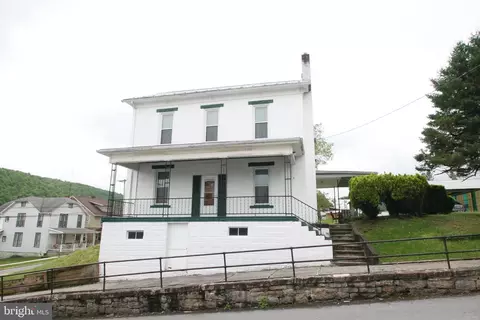 3 W Halley St, Mount Union, PA 17066