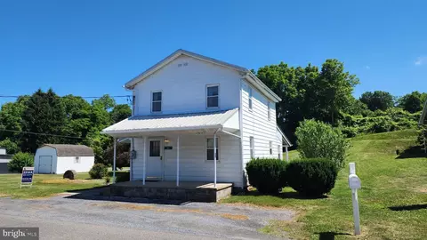 421 Cromwell St, Orbisonia, PA 17243
