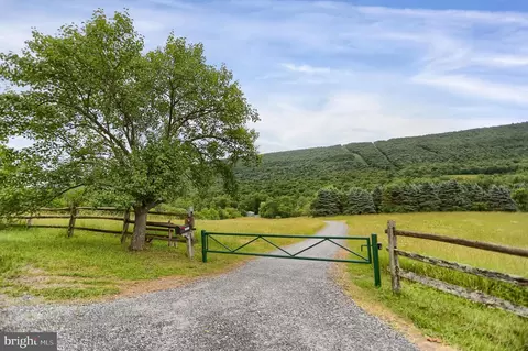 16387 Blacklog Vly, Orbisonia, PA 17243