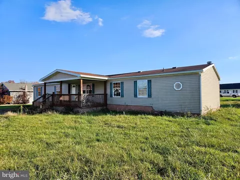 3950 Water St, Broad Top, PA 16621