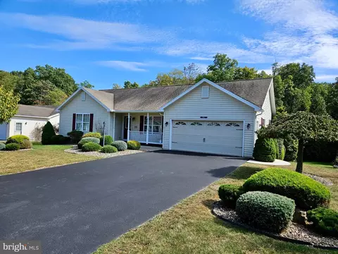 2803 Chapel Hill Rd, Huntingdon, PA 16652