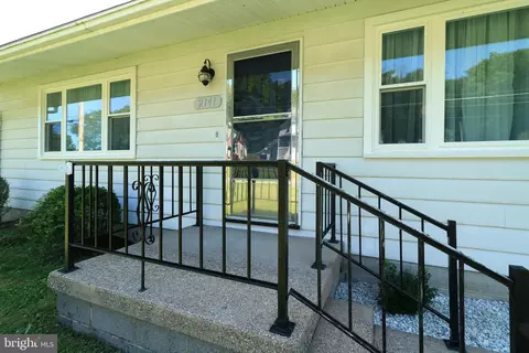 Exterior - 2141 Pennington Rd, Tyrone, PA 16686 photo 2 of 6