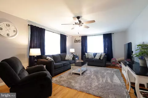 Living - 2141 Pennington Rd, Tyrone, PA 16686 photo 1 of 2