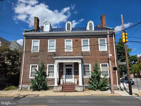 301 Penn St, Huntingdon, PA 16652