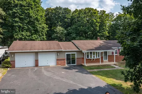 1813 Centre Line Rd, Warriors Mark, PA 16877
