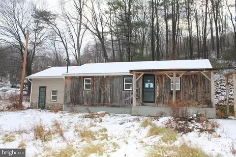 20463 Mcmullen Rd, Blairs Mills, PA 17213