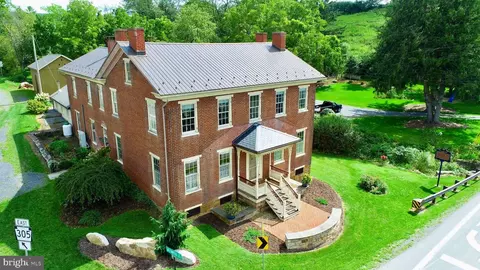 13206 Greenwood Rd, Huntingdon, PA 16652
