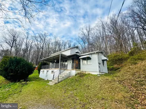 12711 William Penn Hwy, Mill Creek, PA 17060
