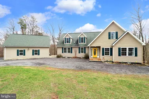 9056 Wilson Ln, Huntingdon, PA 16652