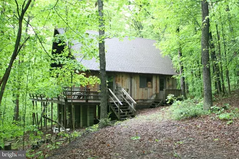 21152 Marlin, Shade Gap, PA 17255