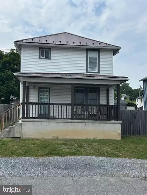11435 Juniata Ave, Mount Union, PA 17066