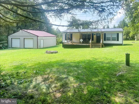 1208 Mya Dr, Saxton, PA 16678