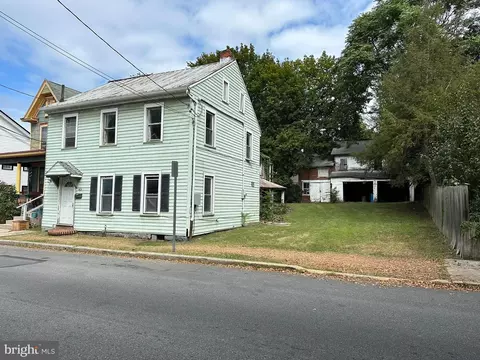 413 Church St, Huntingdon, PA 16652