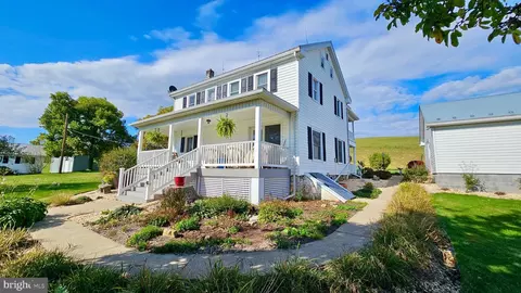 12813 Huntfield Ln, Hesston, PA 16647