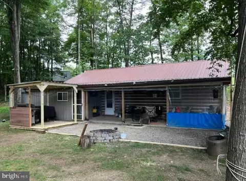 11060 Sunday Dr, Huntingdon, PA 16652