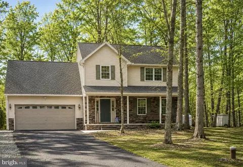 12929 Lakeland Dr, Hesston, PA 16647