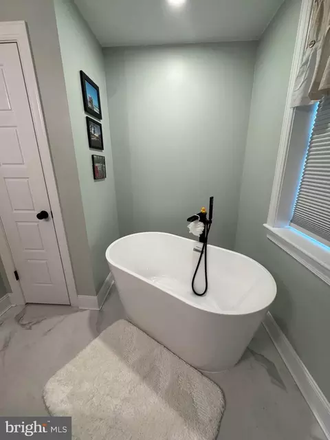 Bath - 11698 Chaney Spring Rd, Huntingdon, PA 16652 photo 1 of 7