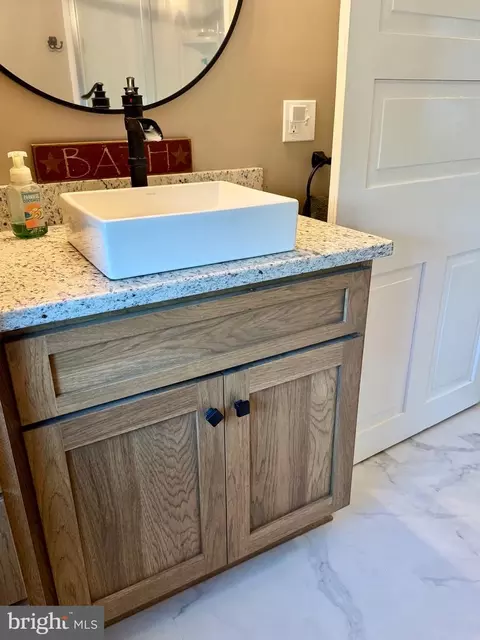 Bath - 11698 Chaney Spring Rd, Huntingdon, PA 16652 photo 5 of 7