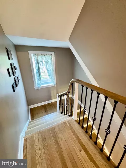 Entry Way - 11698 Chaney Spring Rd, Huntingdon, PA 16652 photo 9 of 10