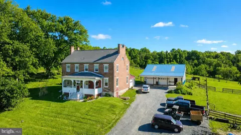 Exterior - 11698 Chaney Spring Rd, Huntingdon, PA 16652 photo 1 of 10