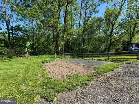 Exterior - 11698 Chaney Spring Rd, Huntingdon, PA 16652 photo 9 of 10
