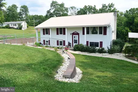 3629 Charter Oak Rd, Petersburg, PA 16669